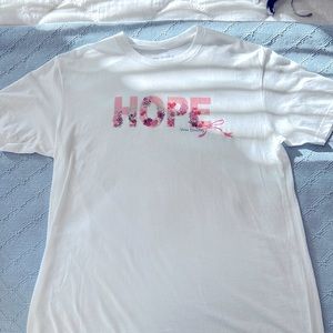 Vera Bradley T-Shirt